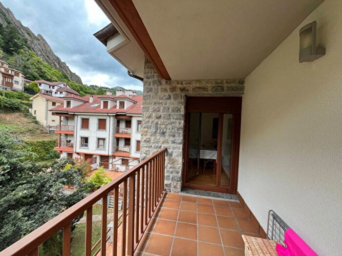 Piso en venta de 2 habitaciones: Principado de Asturias, Asturias