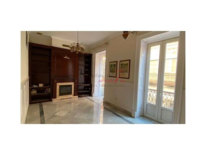 Andalucía, Cádiz: Piso en venta de 4 habitaciones