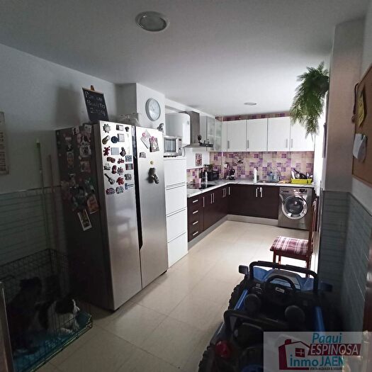 Casa en venta de 3 habitaciones en Torredonjimeno, Jaén