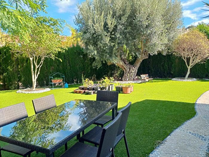 Casa en venta de 3 habitaciones en Comunitat Valenciana, Alicante