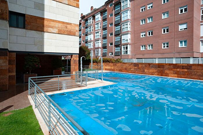 Hortaleza, Sanchinarro: Piso en venta de 2 habitaciones