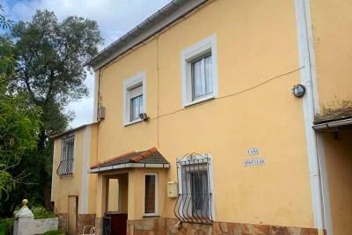 Casa en venta de 6 habitaciones en Coaña, Asturias