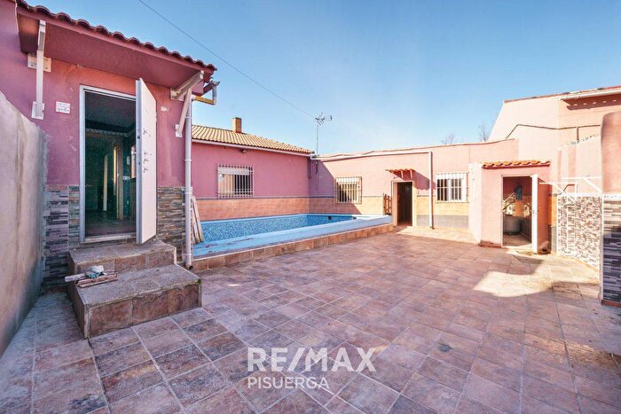 Castilla y León, Valladolid: Casa en venta de 7 habitaciones