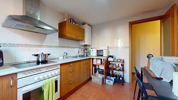 Casas en venta y pisos alquiler - 2