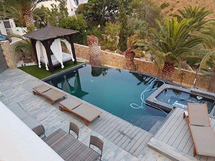 Casa en venta de 5 habitaciones, Comunitat Valenciana, Alicante