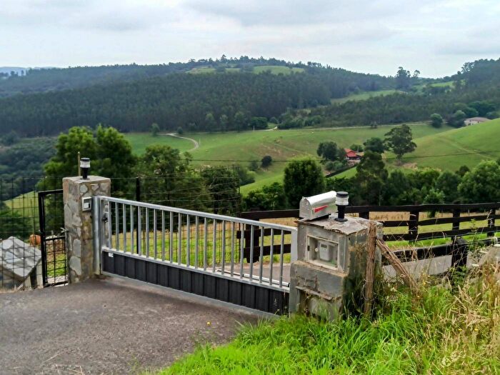 Casa en venta de 5 habitaciones en Cantabria, Cantabria