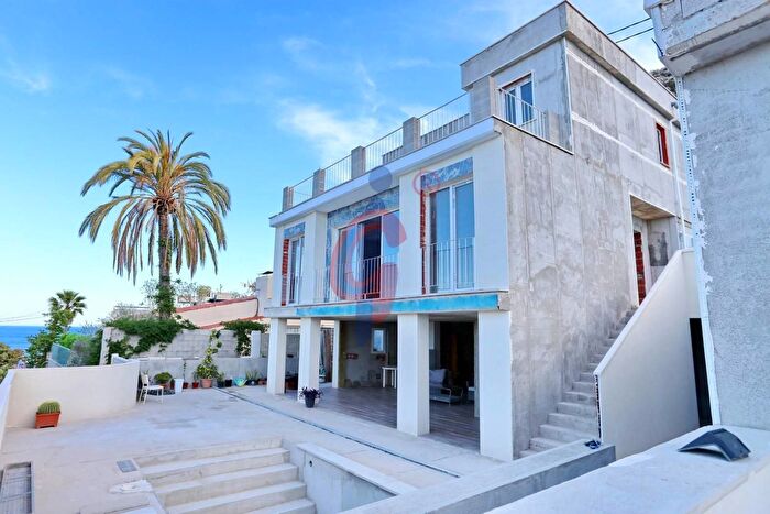 Casa en venta de 5 habitaciones en Comunitat Valenciana, Alicante