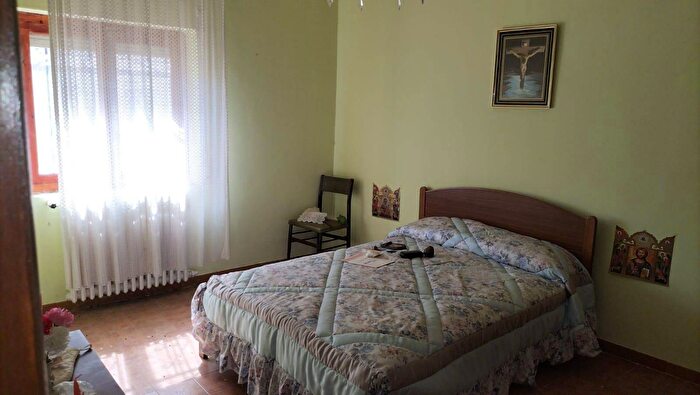 Casa en venta de 3 habitaciones: Castilla y León, Palencia