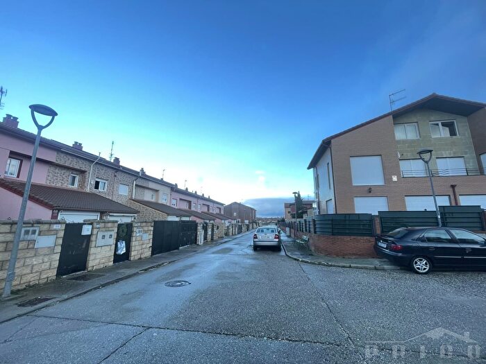 Casa en venta de 4 habitaciones, Cogollos, Burgos