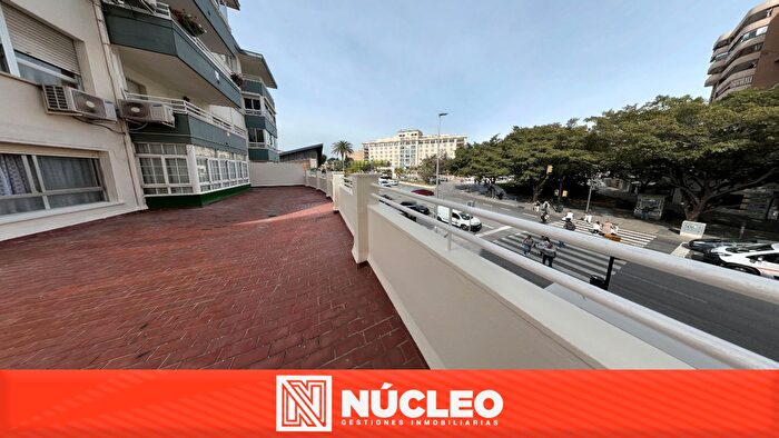 Piso en venta de 4 habitaciones, Cruz de Humilladero, Camino de Antequera