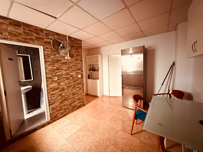 Piso en venta de 5 habitaciones en Camins al Grau, Penya Roja Avda Francia