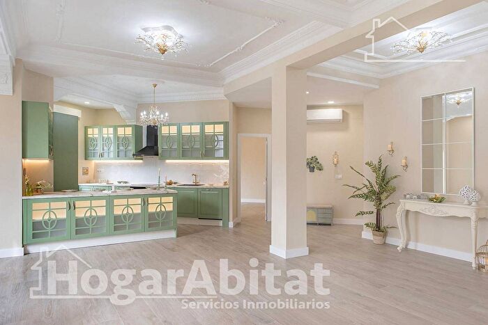Piso en venta de 3 habitaciones en Comunitat Valenciana, València