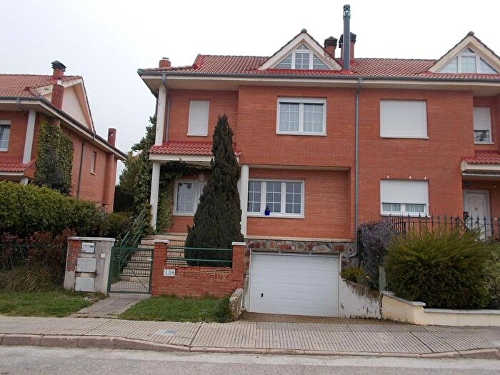 Casa en venta de 4 habitaciones: Castilla y León, León