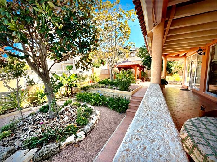Casa en venta de 3 habitaciones: Pueblo Acantilado Lanuza, El Campello
