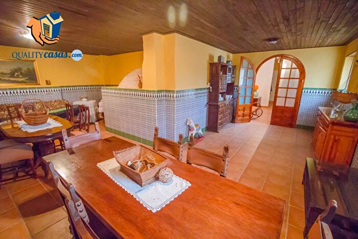 Casa en venta de 11 habitaciones, Agres, Alicante
