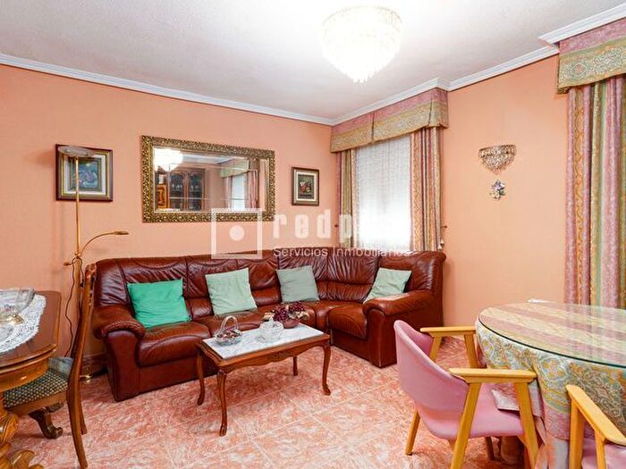 Piso en venta de 3 habitaciones: Usera, Almendrales