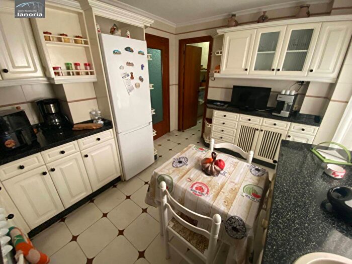 Piso en venta de 3 habitaciones en Castilla La Mancha, Albacete