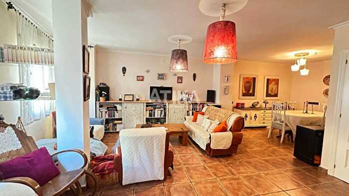 Casa en venta de 7 habitaciones en Comunitat Valenciana, València