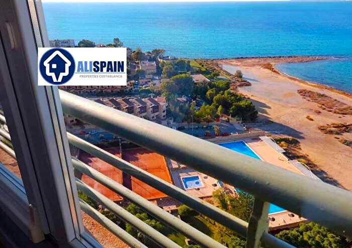 Piso de 4 habitaciones en venta en Comunitat Valenciana, Alicante