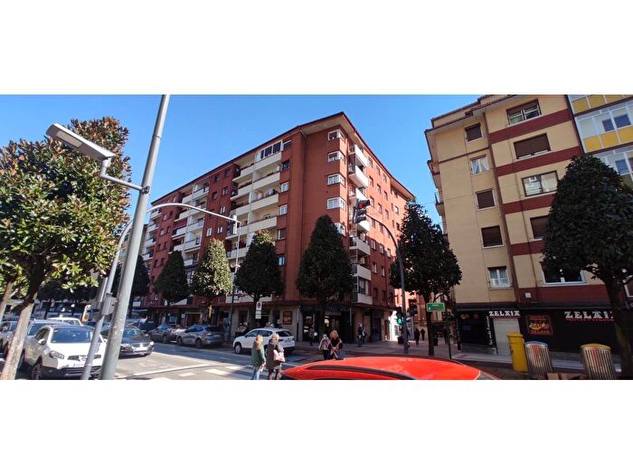 País Vasco, Álava Araba: Piso en venta de 4 habitaciones