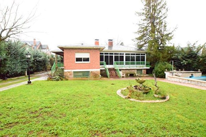 Casa en venta de 6 habitaciones: Soto del Real, Madrid