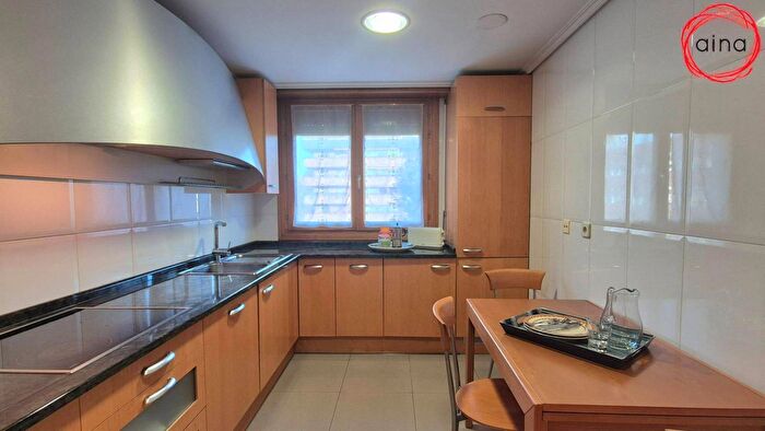 Casas en venta y pisos alquiler - 2
