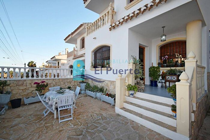 Casa en venta de 4 habitaciones en Región de Murcia, Murcia