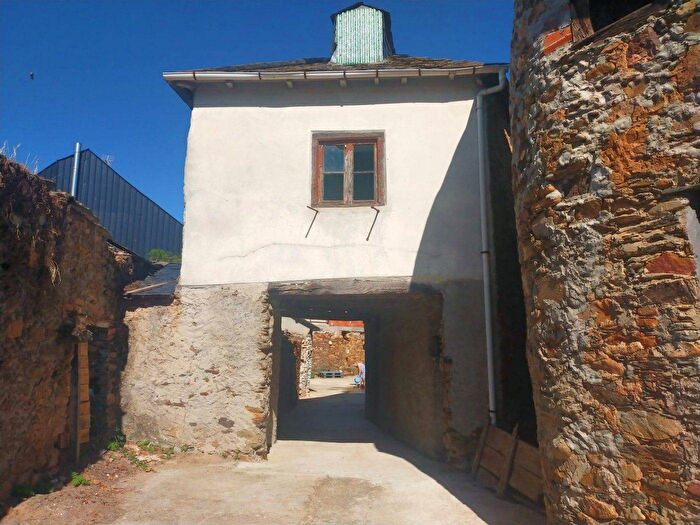 Casa en venta de 3 habitaciones en Castilla y León, León