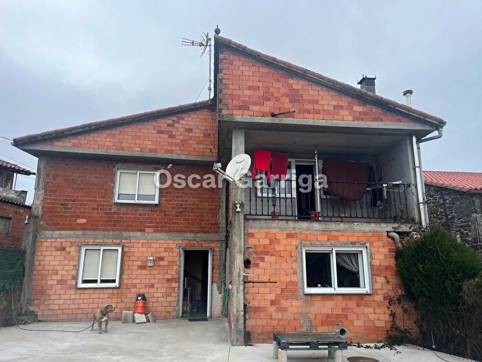 Lalín, Pontevedra: Casa en venta de 5 habitaciones