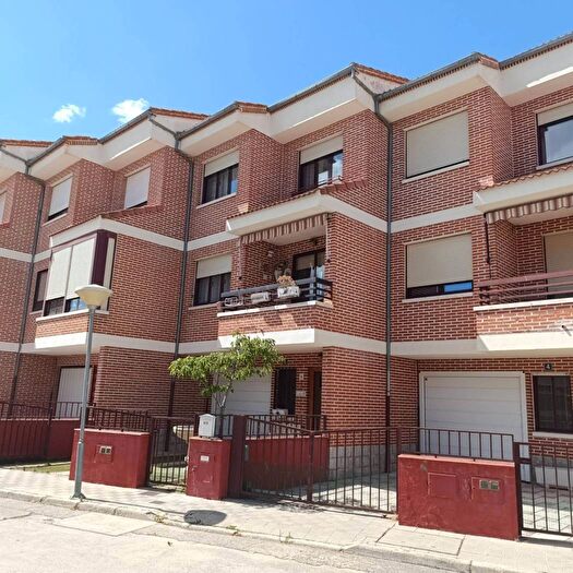 Casa en venta de 4 habitaciones en Castilla y León, Salamanca