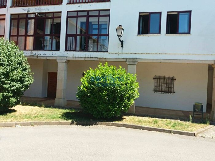 Piso en venta de 3 habitaciones en Castilla y León, León