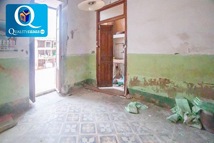 Casas en venta y pisos alquiler - 2