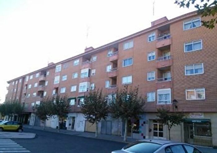 Piso en venta de 4 habitaciones en Laguna de Duero, Valladolid