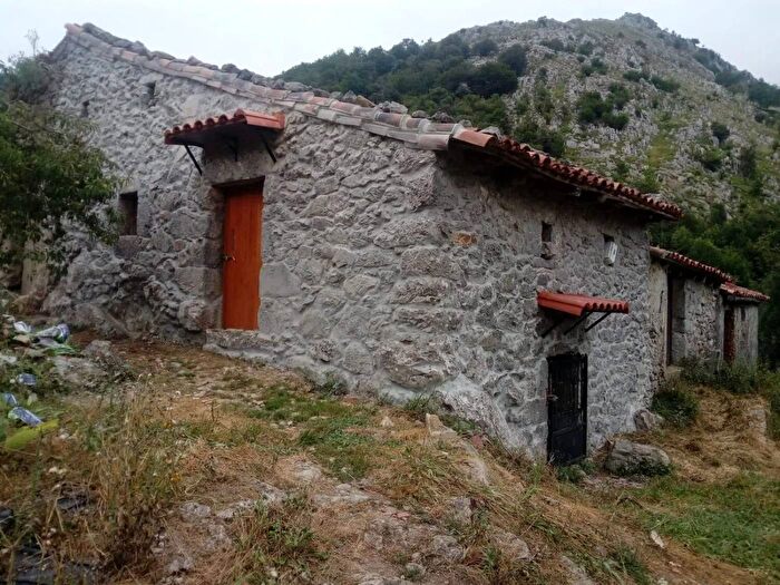 Casa en venta de 1 habitación, Cantabria, Cantabria