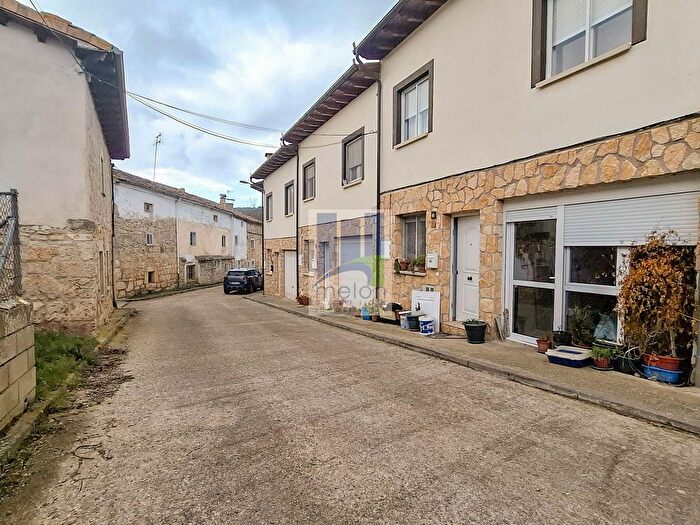 Casa de 4 habitaciones en venta en Atapuerca, Burgos