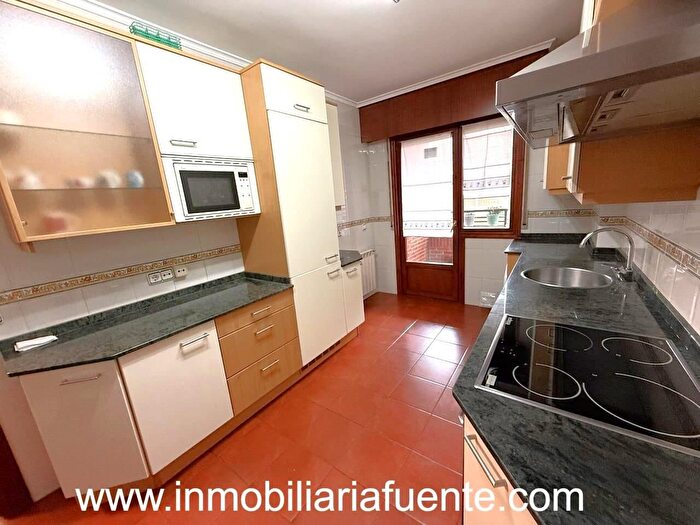 Casas en venta y pisos alquiler - 2