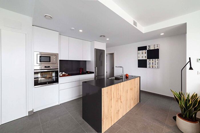 Casa en venta de 3 habitaciones: Comunitat Valenciana, Alicante