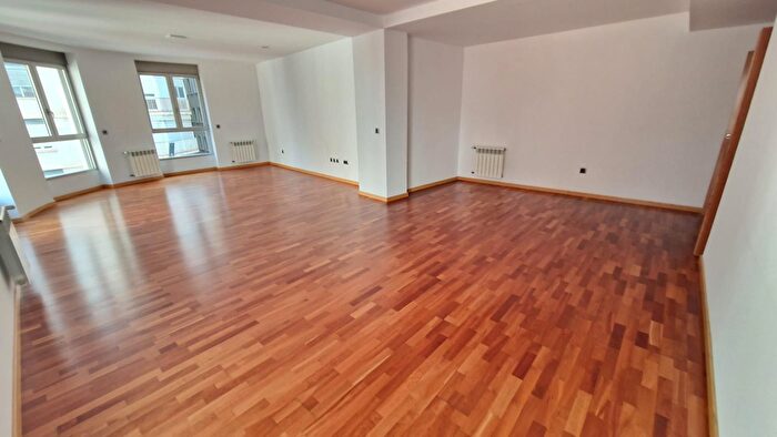 Piso de 5 habitaciones en venta en Centro, La Catedral