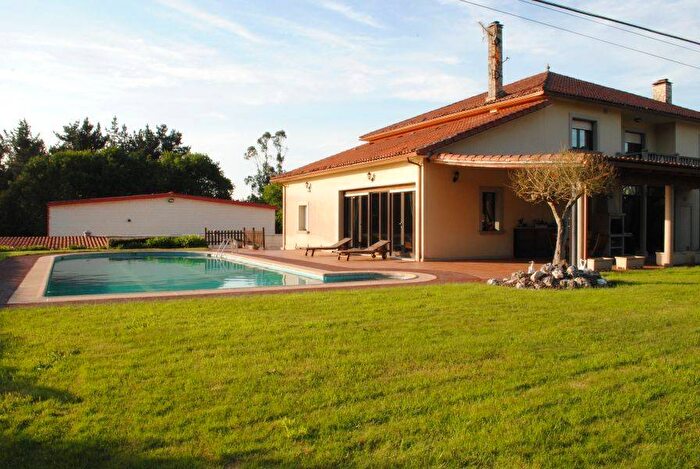 Casa en venta de 4 habitaciones en Galicia, A Coruña