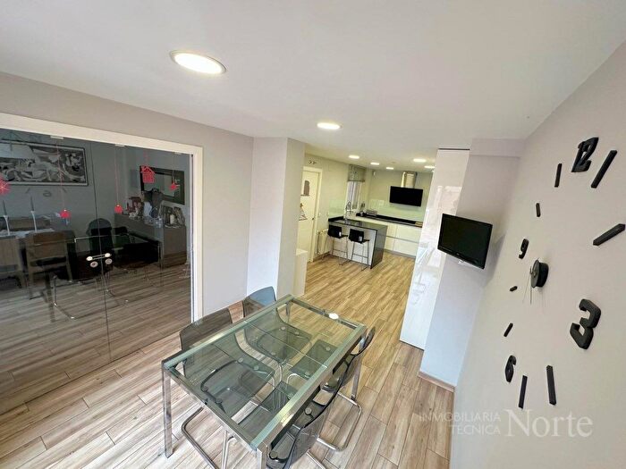 Casas en venta y pisos alquiler - 3