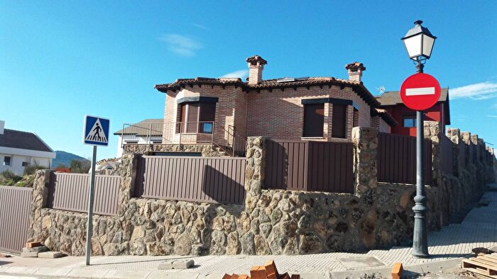Casas en venta y pisos alquiler - 2