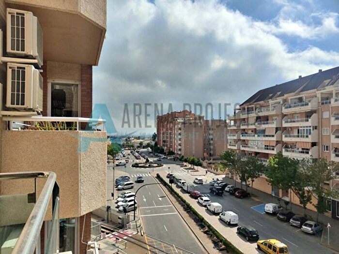 Piso de 4 habitaciones en venta en Comunitat Valenciana, Alicante