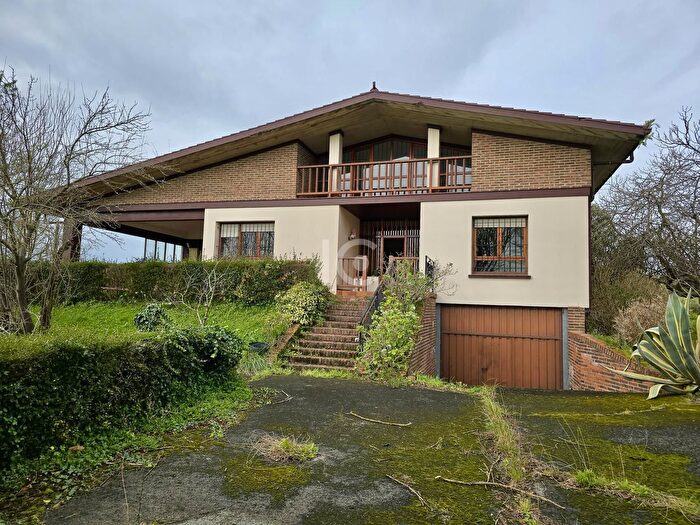 Santa María de Getxo, Getxo: Casa en venta de 4 habitaciones