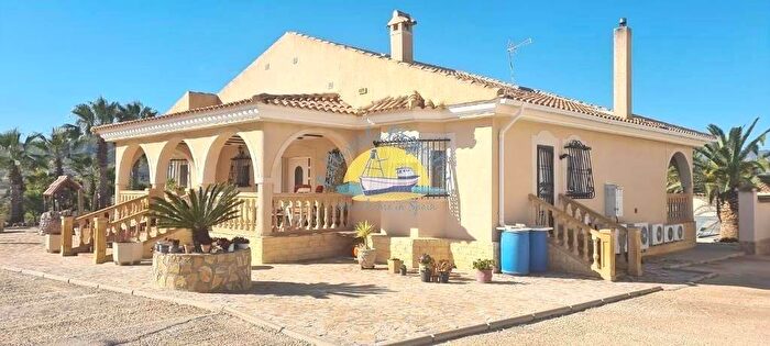 Casa de 4 habitaciones en venta en Región de Murcia, Murcia