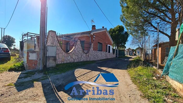 Casa en venta de 3 habitaciones, Escalona, Toledo