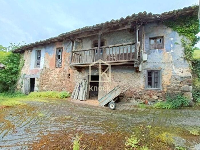 Casa en venta de 5 habitaciones: Quirós, Asturias