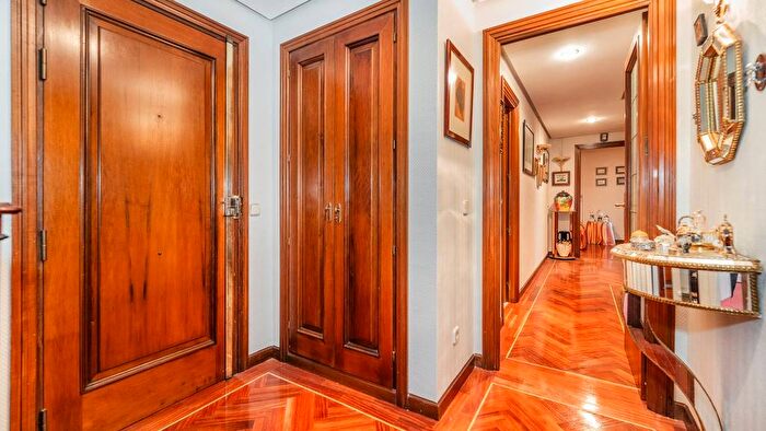 Piso de 3 habitaciones en venta en Comunidad de Madrid, Madrid