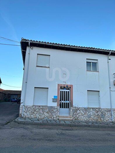 Casa en venta de 7 habitaciones, Santa María de Ordás, León