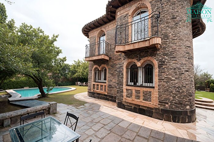 Casa en venta de 4 habitaciones: El Casar, Guadalajara