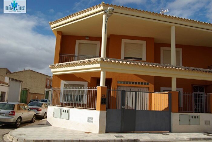 Castilla La Mancha, Albacete: Casa en venta de 5 habitaciones
